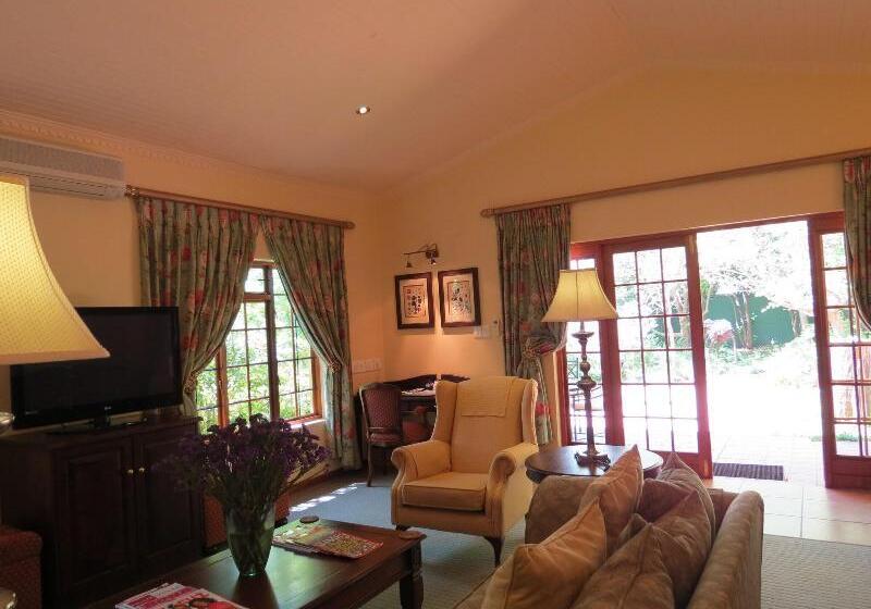 Шале 1 Спальня, Protea Hotel By Marriott Polokwane Ranch Resort