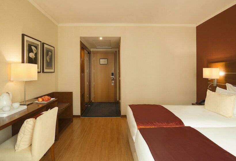 Quarto Estandar, Turim Europa