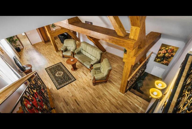 Люкс Дюплекс, Bulevard Sighisoara
