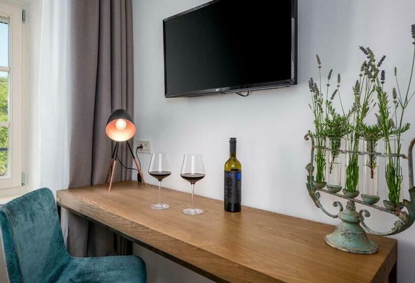 스탠다드 룸, Relais And Wine San Tommaso
