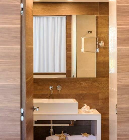 Полулюкс Повышенной Комфортности, Bahia Suites Camp De Mar