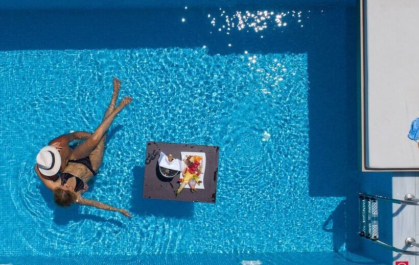 Бунгало Deluxe, Alexander Beach Hotel & Village Resort