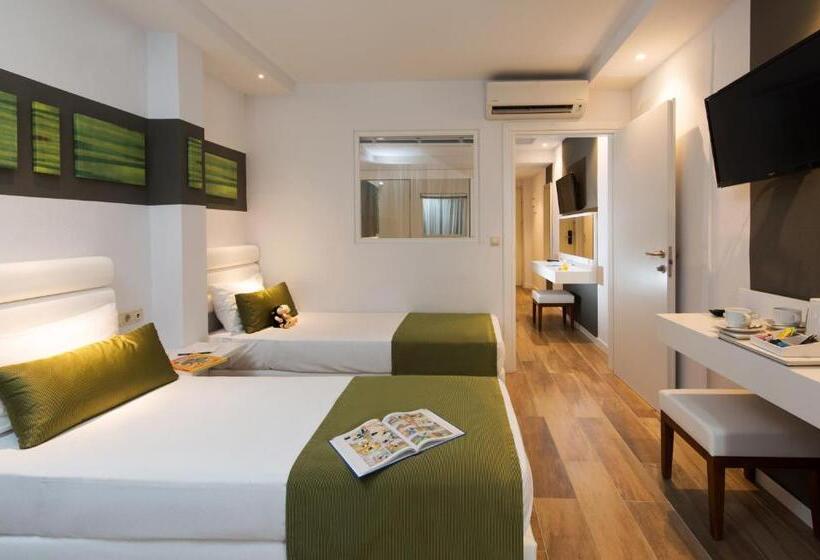 수피리어 패밀리 룸, Fodele Beach Water Park Resort