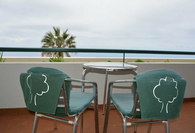 Escritório Estandar Vista Mar, Jardim Atlantico