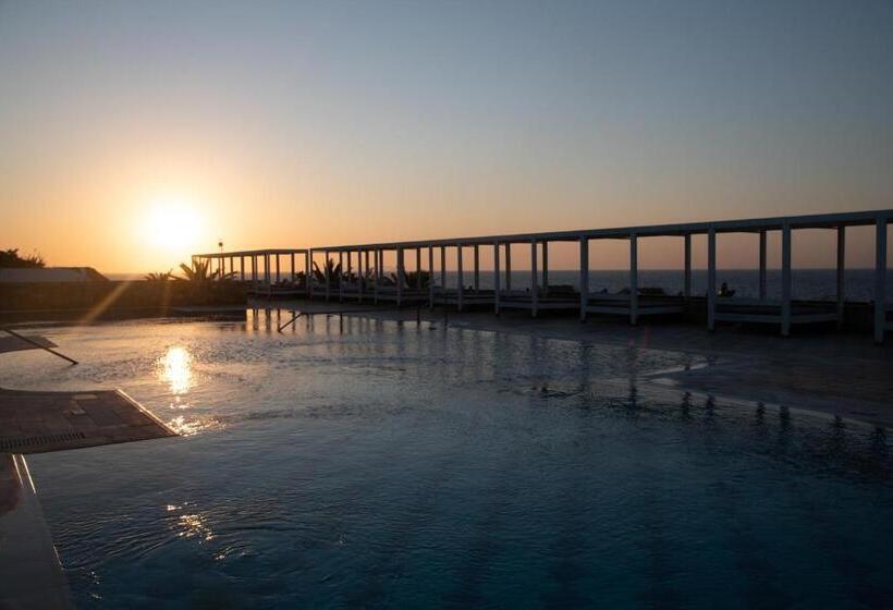 سوییت با چشم‌انداز دریا, Minos Imperial Luxury Beach Resort & Spa Milatos
