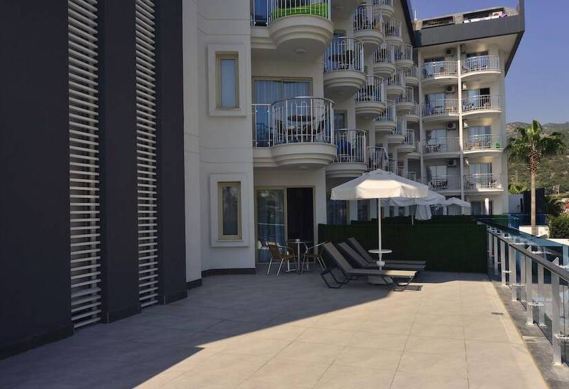 اتاق سوپریور سه تخته, White City Beach Adult Only