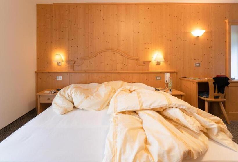 스탠다드 룸, Albergo Canazei
