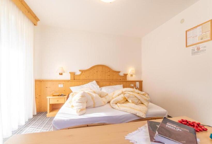 스탠다드 룸, Albergo Canazei