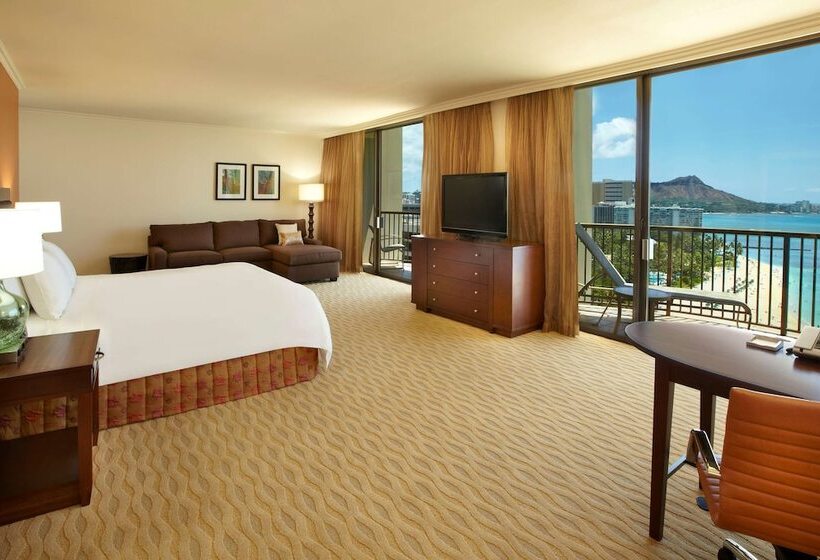 سوییت جونیور با چشم‌انداز دریا, Hilton Hawaiian Village Waikiki Beach Resort
