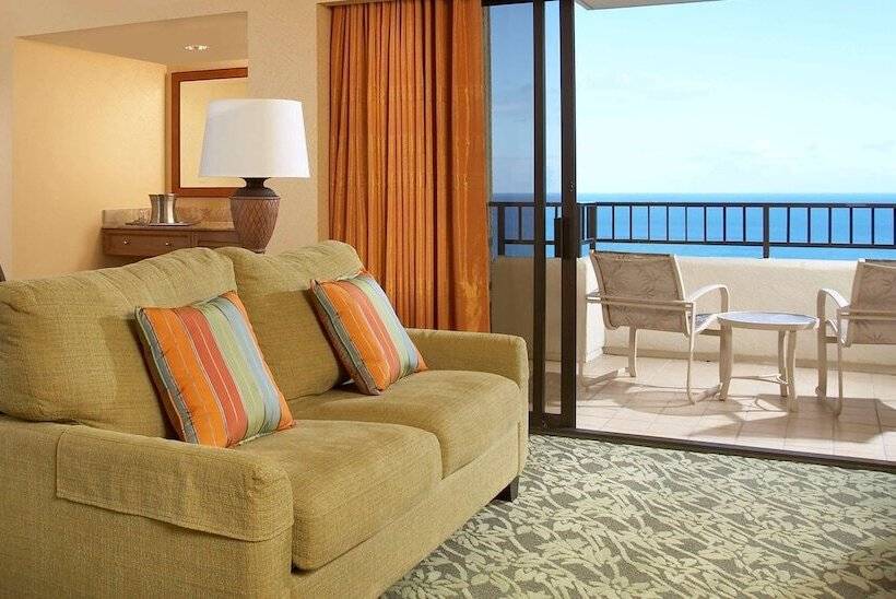 سوییت جونیور, Hilton Hawaiian Village Waikiki Beach Resort