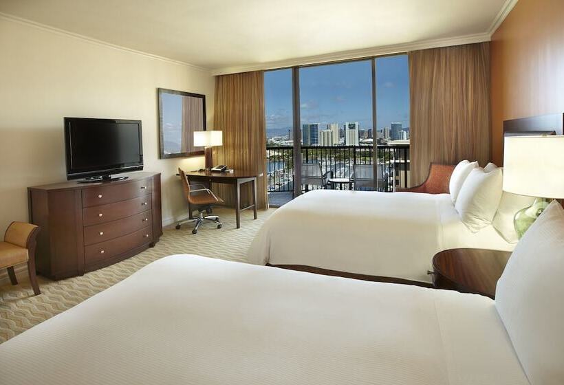 اتاق استاندارد با 2 تخت دوبل, Hilton Hawaiian Village Waikiki Beach Resort