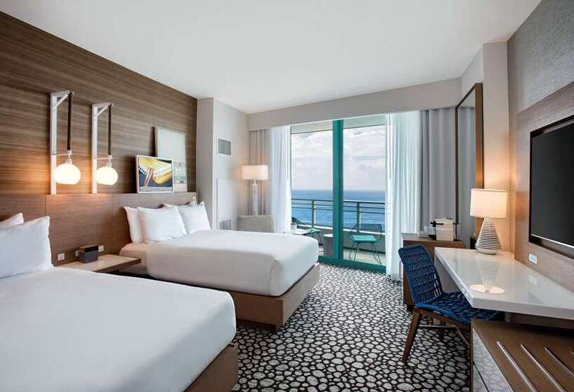 اتاق استاندارد با چشم‌انداز دریا, Hilton Hawaiian Village Waikiki Beach Resort
