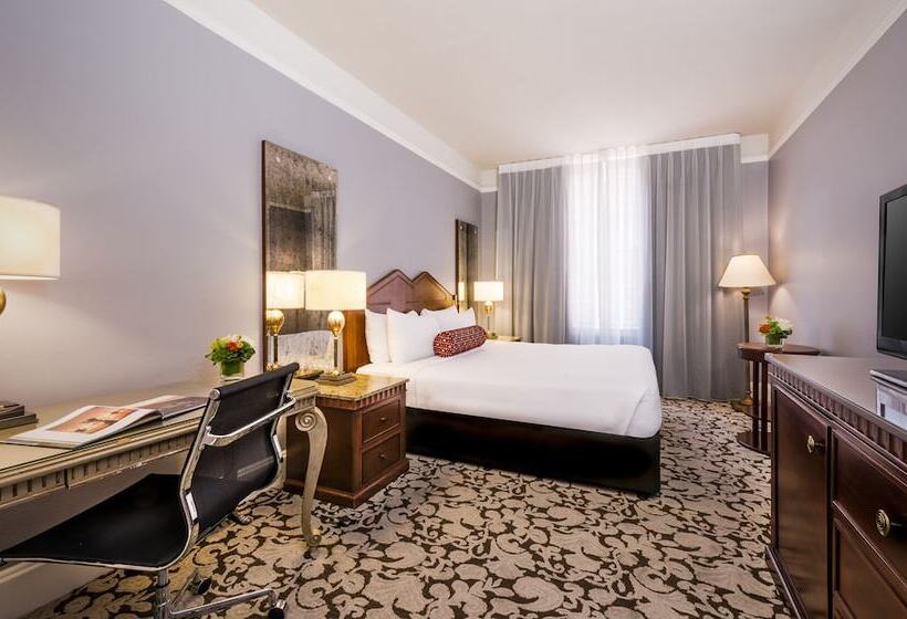 اتاق اجرایی, The Biltmore Los Angeles