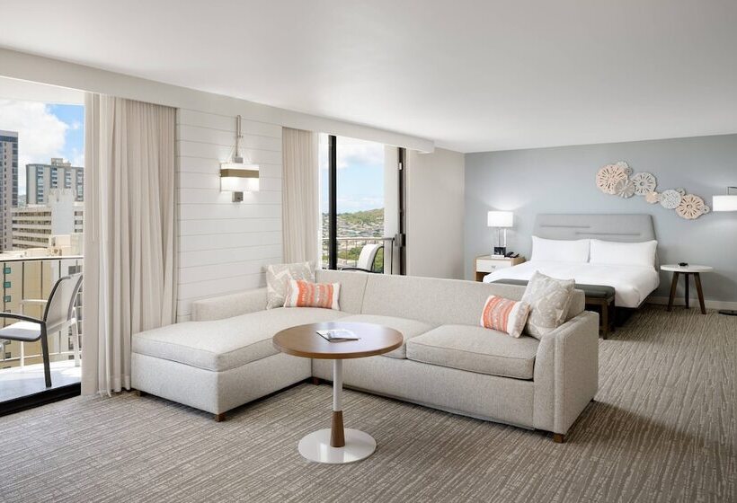 سوییت جونیور با چشم‌انداز شهر, Waikiki Beach Marriott Resort & Spa
