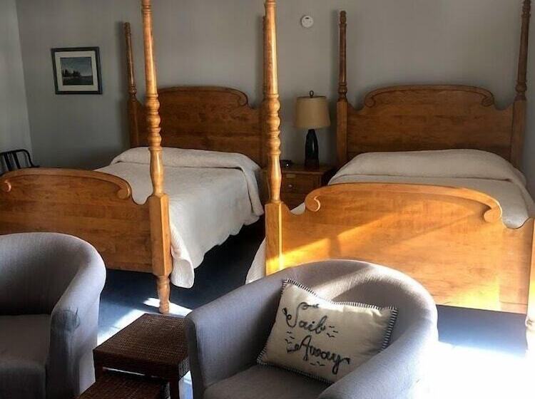 Номер Стандарт 2 Двуспальные Кровати, Lakeside Bed & Breakfast