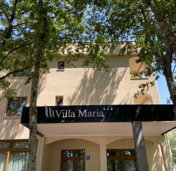 اتاق خانوادگی با چشم‌انداز باغ, Family Hotel Villa Maria