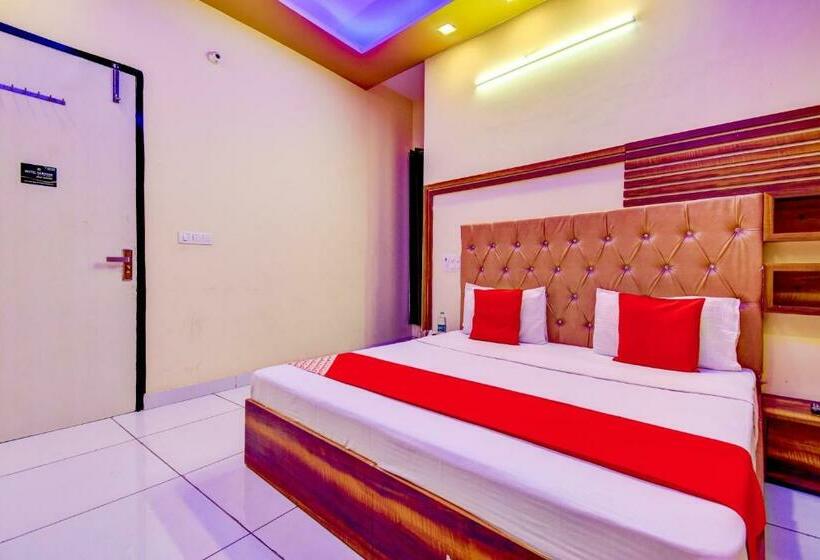 Номер Стандарт, Oyo 72793  Sarovar
