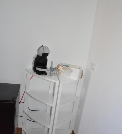 Номер Deluxe с Балконом, Hostal Restaurante La Mancha