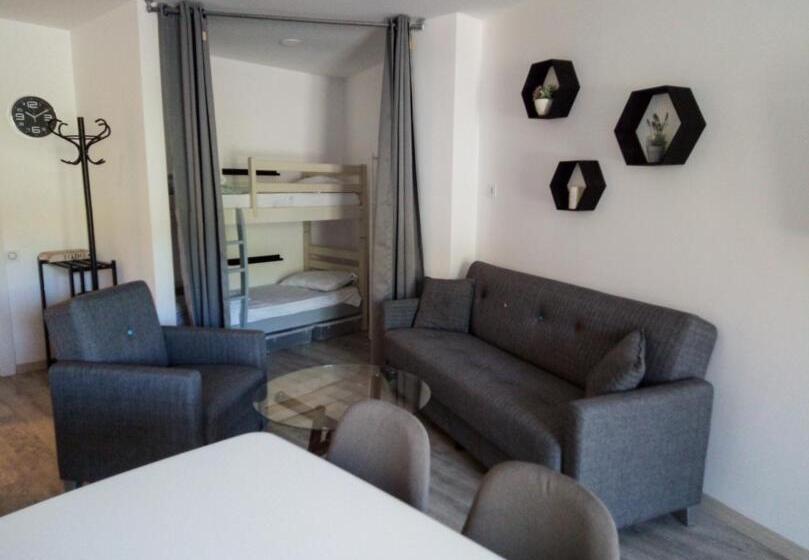 استودیوی استاندارد, New Gudauri Lofts By Gudauri Travel