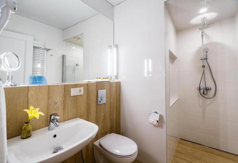 استودیوی استاندارد با چشم‌انداز شهر, Boutique Apart Upe