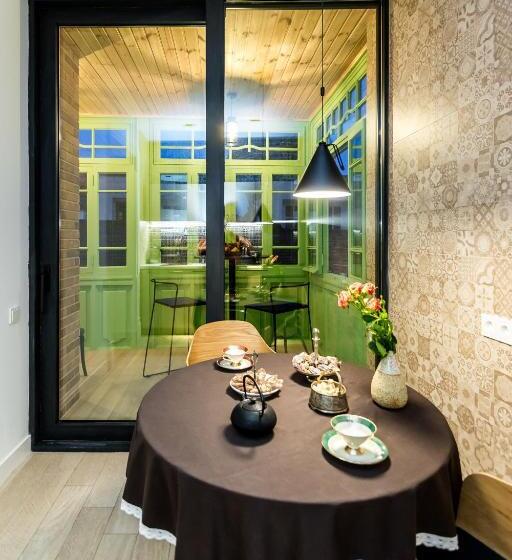 استودیوی استاندارد با چشم‌انداز شهر, Boutique Apart Upe