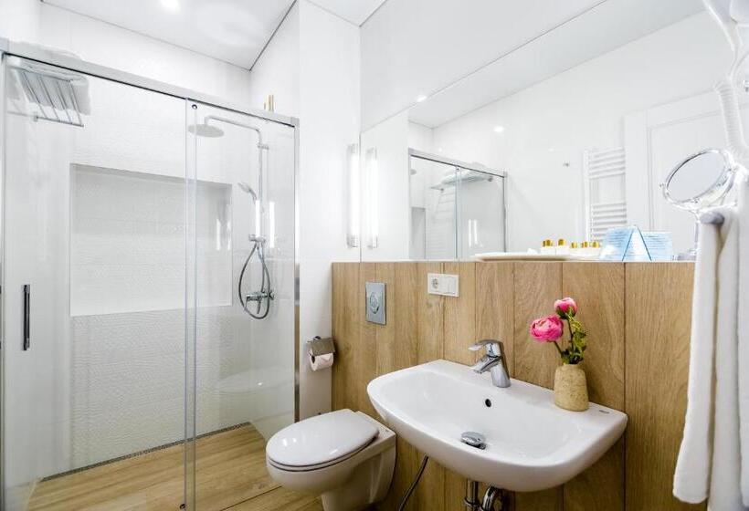 1 Bedroom Penthouse Apartment, Boutique Apart Upe