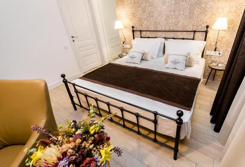 استودیوی استاندارد با چشم‌انداز شهر, Boutique Apart Upe