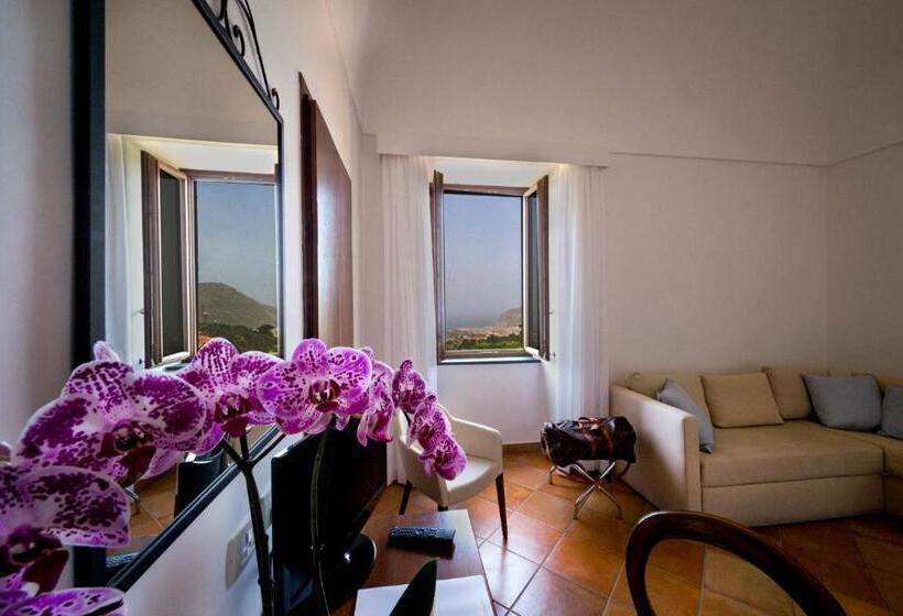 带大床的套房, Agriturismo Antico Casale Colli Di San Pietro