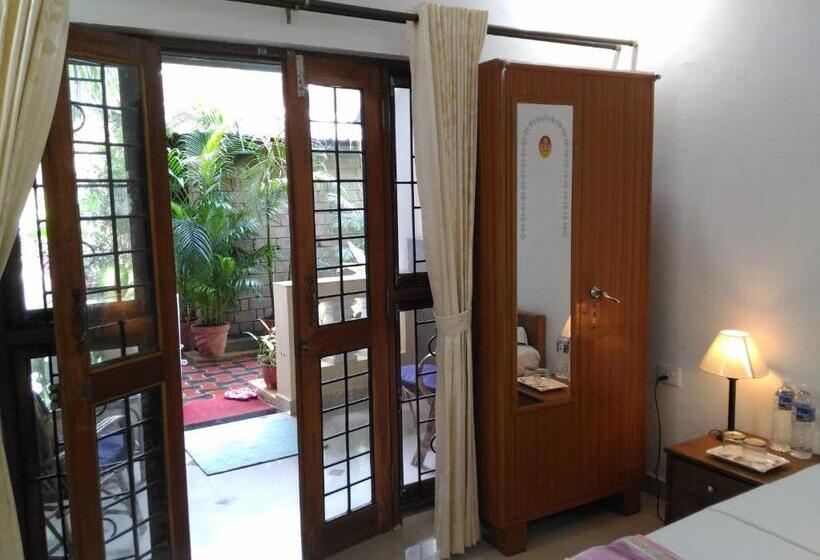 חדר סטנדרט עם מרפסת, Alba Rooms Palolem Rosebuds