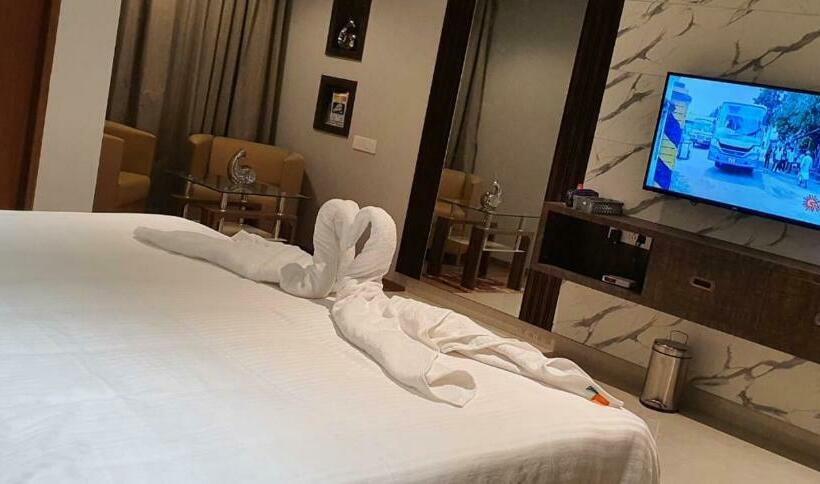 高级大房间, Friday Inn