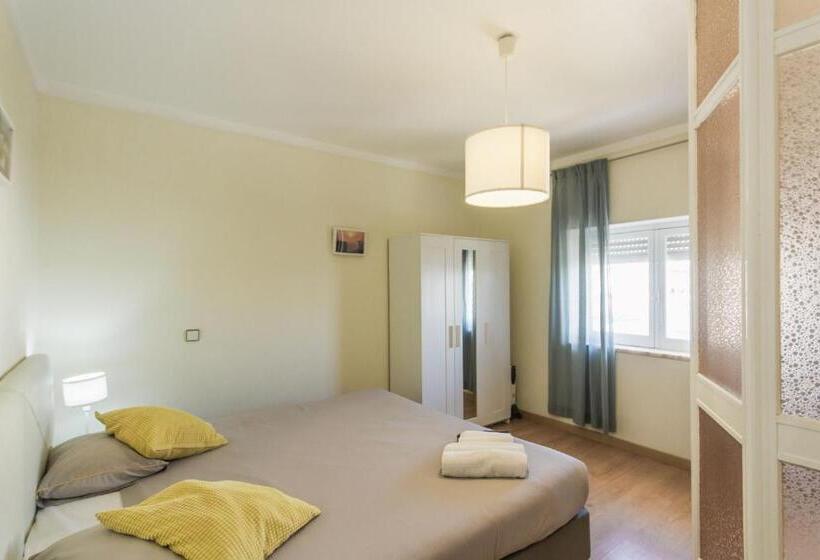 Номер Стандарт, Beach Avenue Apartment