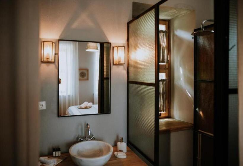 Люкс с Балконом, Perlacia Hotel Adatepe