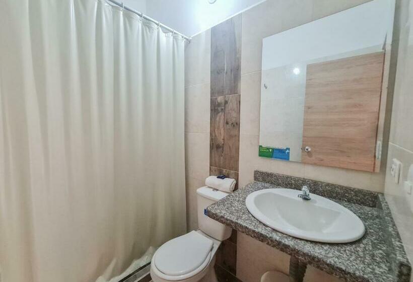 اتاق استاندارد سه نفره, Santa Clara Doradal