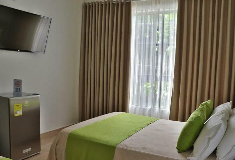 اتاق استاندارد سه نفره, Santa Clara Doradal