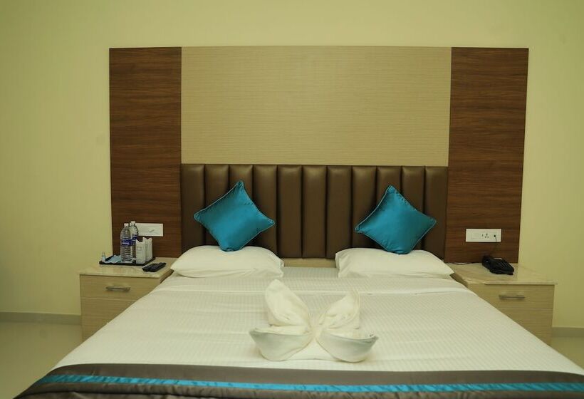 Номер Deluxe, Laya Regency