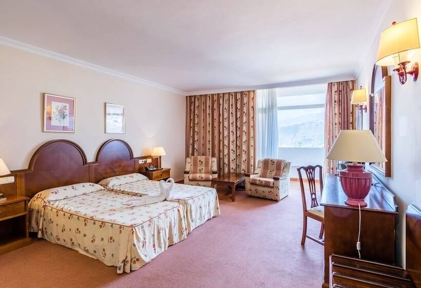 Номер Стандарт Трехместный, Complejo Blue Sea Puerto Resort Compuesto Por Hotel Canarife y Bonanza Palace