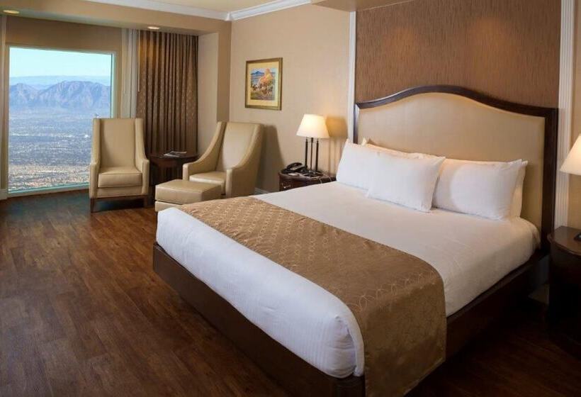 Номер Премиум, South Point Hotel, Casino, And Spa