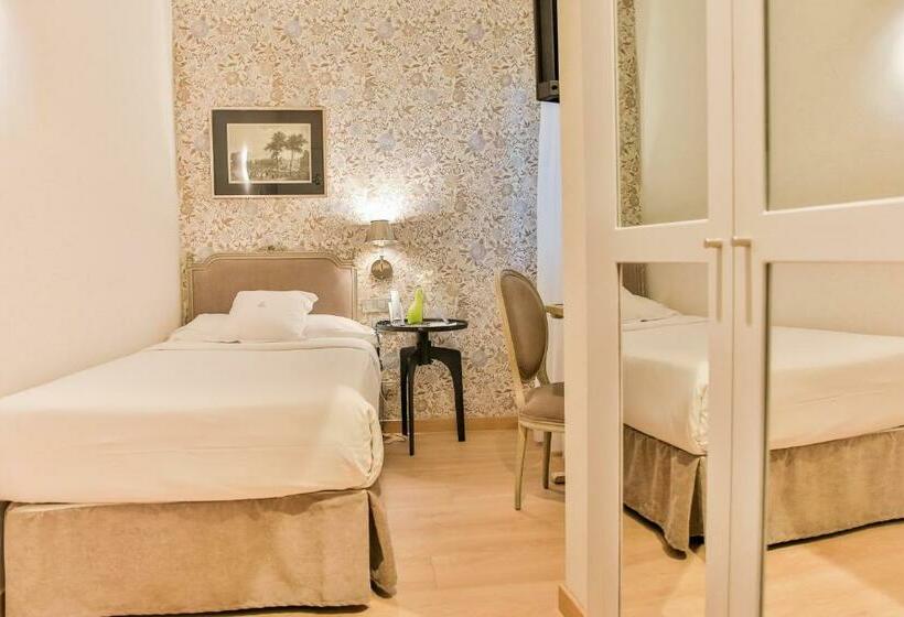 اتاق استاندارد یک نفره, Meninas  Boutique Opera
