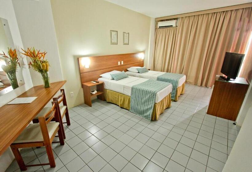 اتاق استاندارد یک نفره, Petrolina Palace
