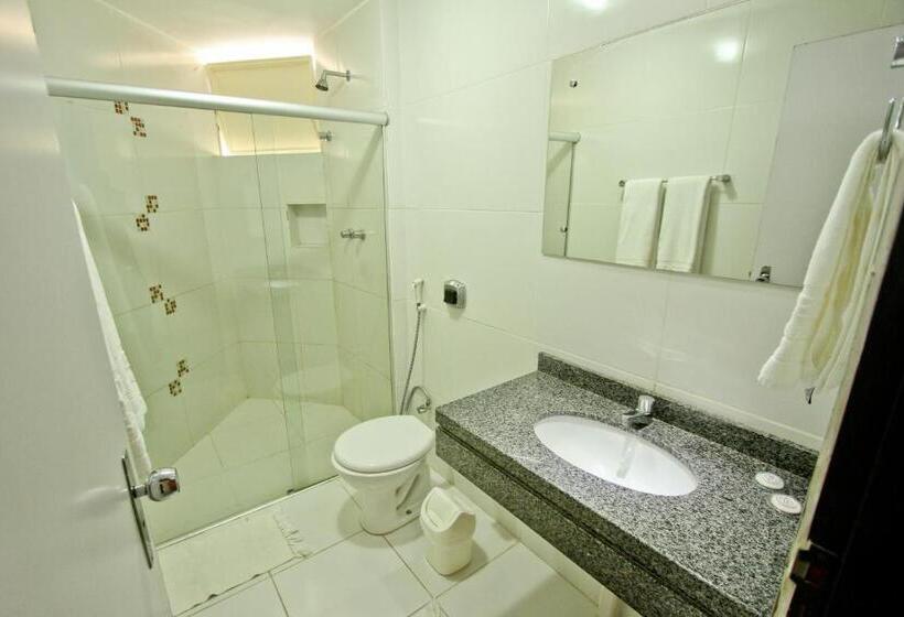 اتاق استاندارد چهار تخته, Petrolina Palace