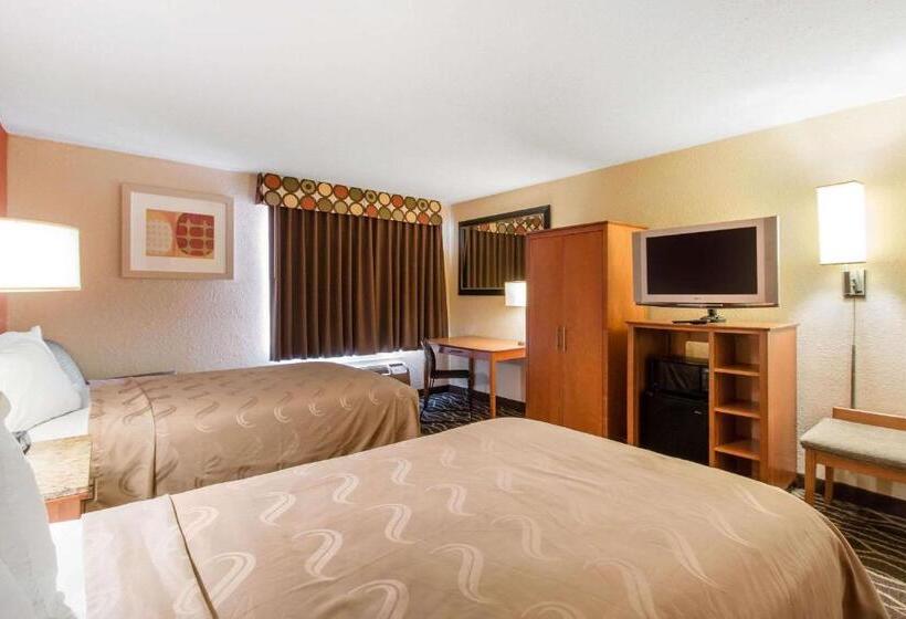 带2个双人床的标准工作室, Quality Inn & Suites I 35 Near Frost Bank Center