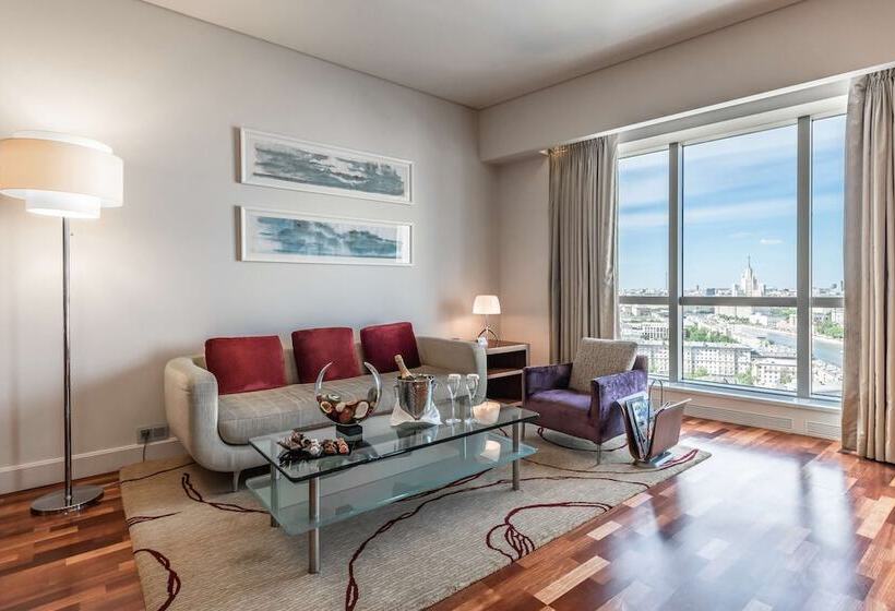 سوییت اجرایی, Swissotel Krasnye Holmy Moscow