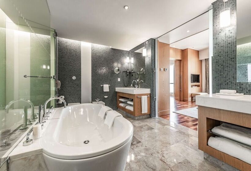 سوییت اجرایی, Swissotel Krasnye Holmy Moscow
