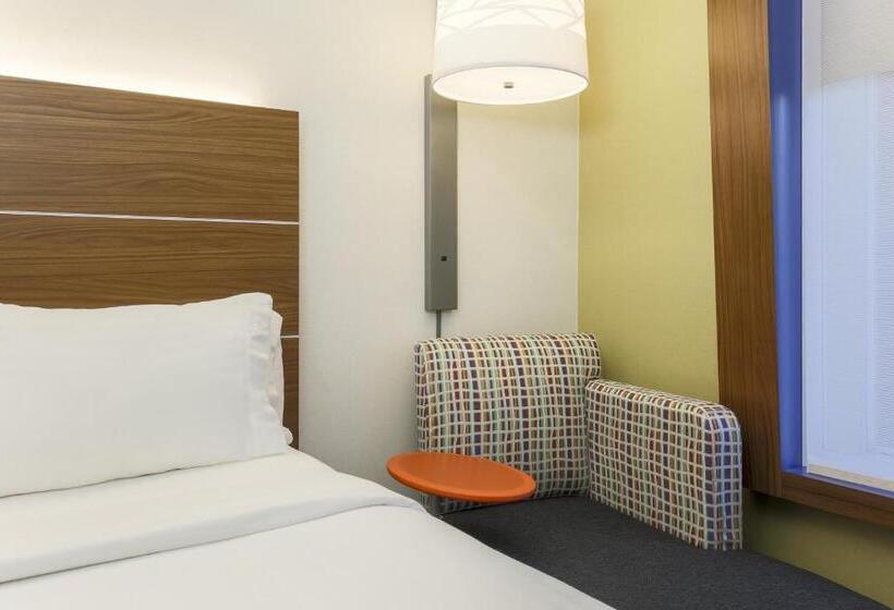 标准间, Holiday Inn Express Irondequoit, An Ihg