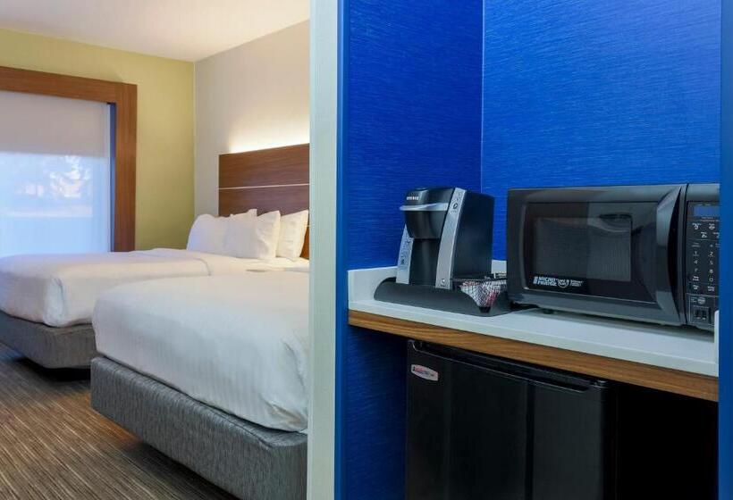 Номер Стандарт Адаптированный для Инвалидов, Holiday Inn Express Irondequoit, An Ihg
