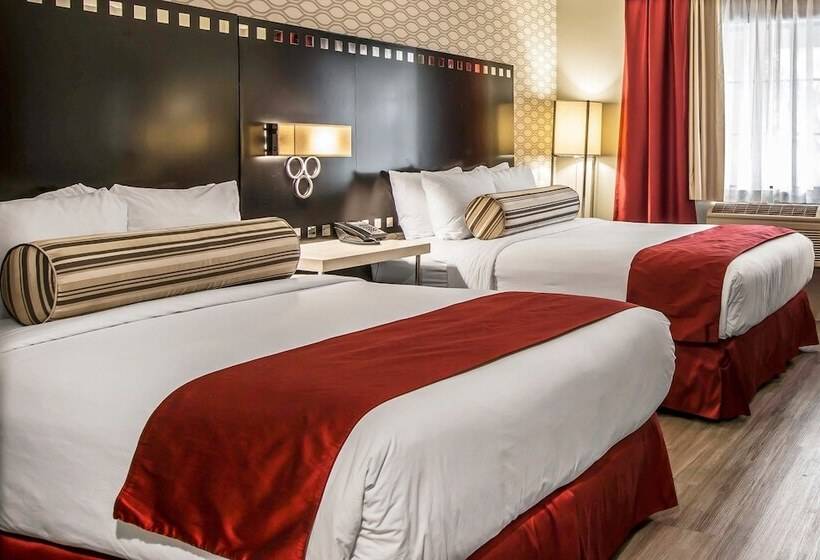 سوییت خانوادگی, Tilt Hotel Universal Hollywood, Ascend Hotel Collection