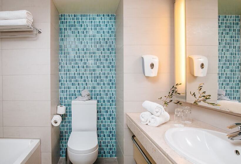 Номер Deluxe Вид на Бассейн, Sofianna Resort & Spa