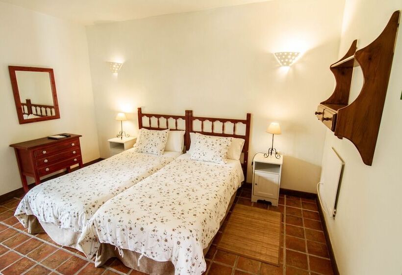 Студия Классика, Apartamentos Los Telares