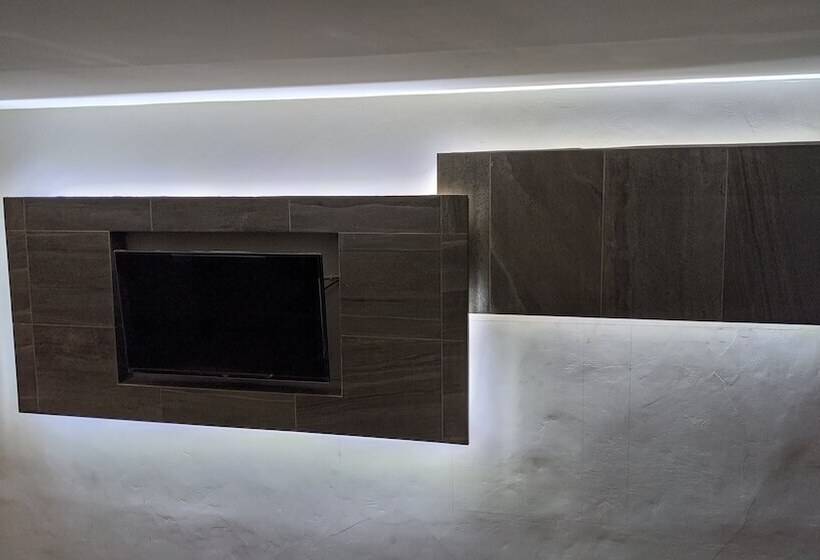 Habitación Estándar, Mediterraneo
