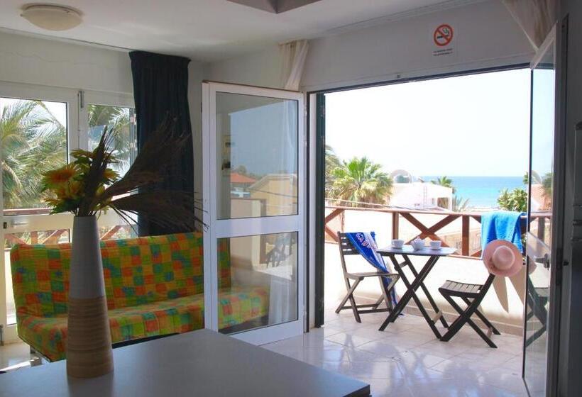 Apartamento 2 Dormitórios, Nautilus Apart